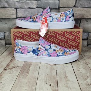 Retro Floral Classic Slip-on